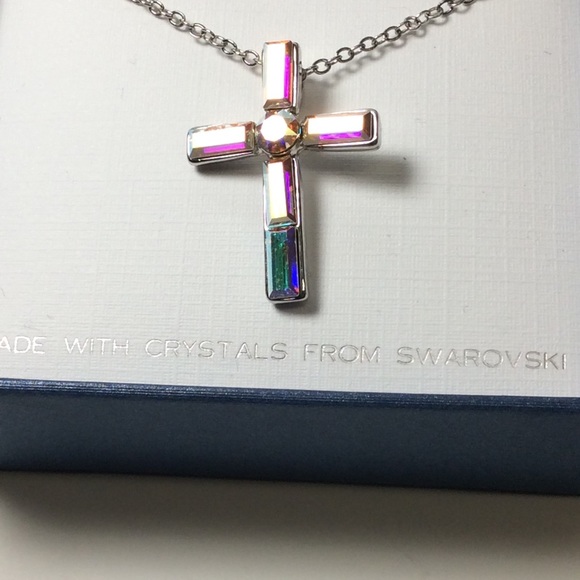 Silver Plated Swarovski Crystal Cross Pendant - Picture 4 of 16